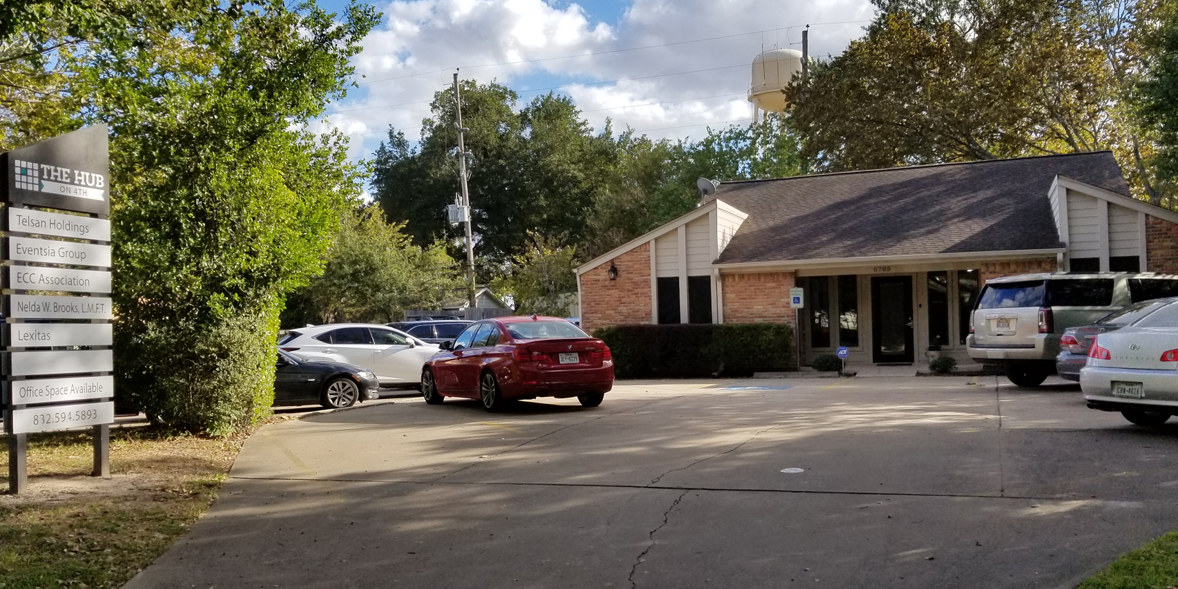 The Hub On 4th